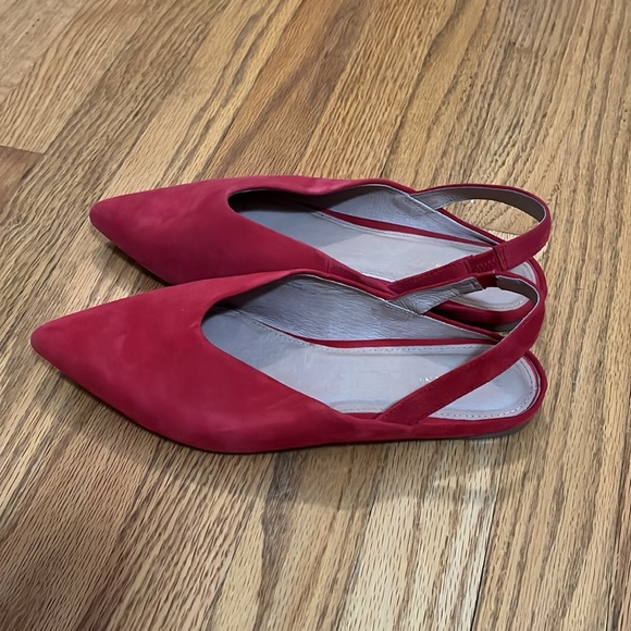 Sling back flats